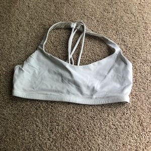 Lululemon free to be bra